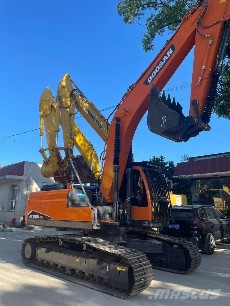 Doosan DX 225 LC Midikaivukoneet 7t - 12t