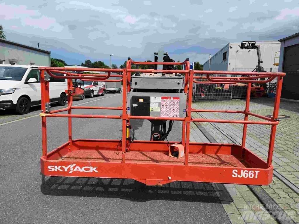SkyJack SJ 66 T Kuukulkijat