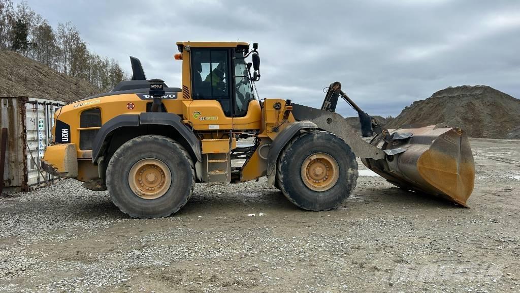 Volvo L 120 H Pyöräkuormaajat