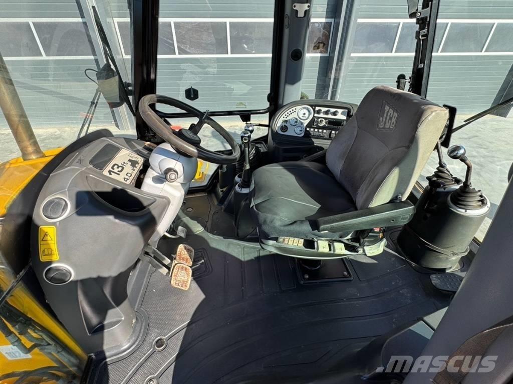 JCB 3 CX Kaivurikuormaajat