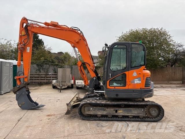 Doosan DX 85 R-3 Midikaivukoneet 7t - 12t