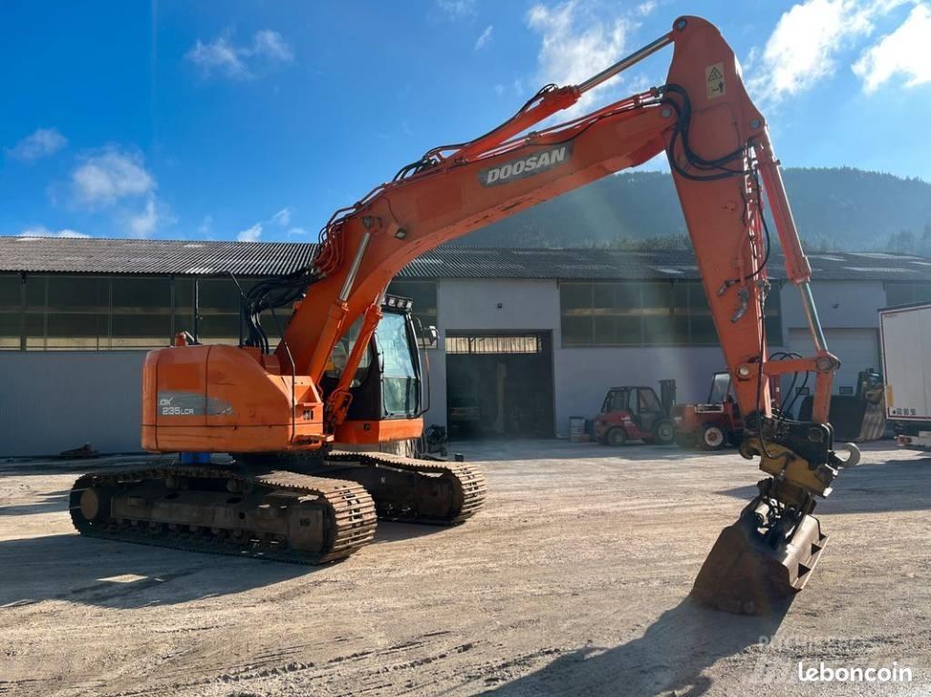 Doosan DX 235 LCR Telakaivukoneet