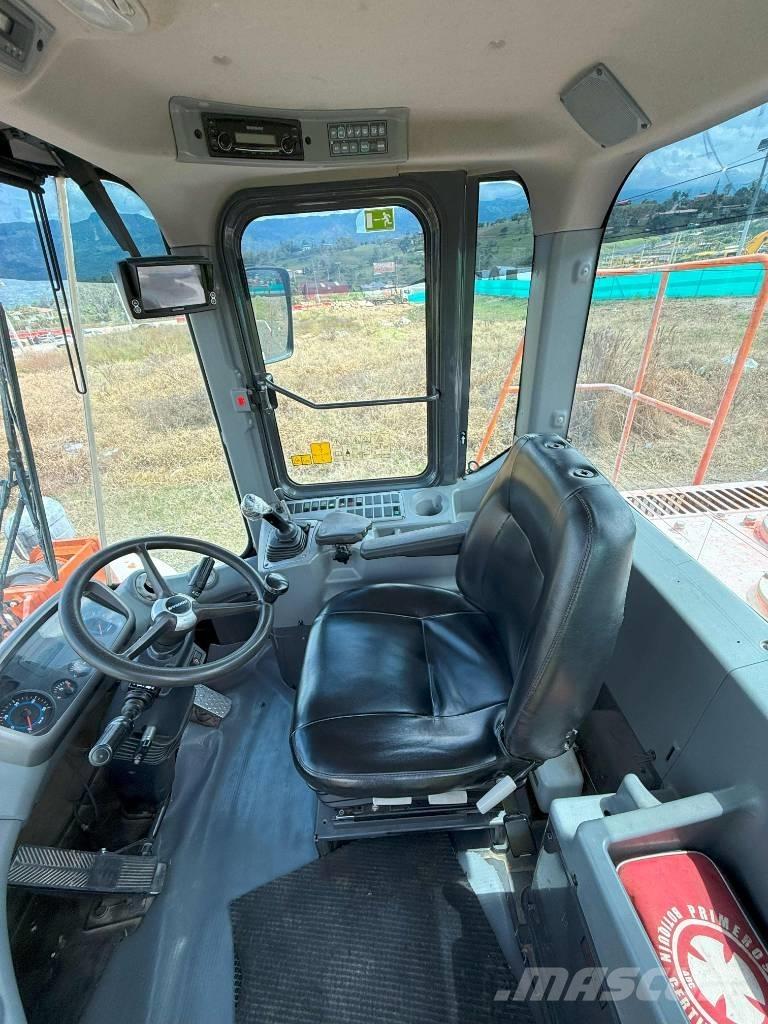 Doosan DL420A Pyöräkuormaajat
