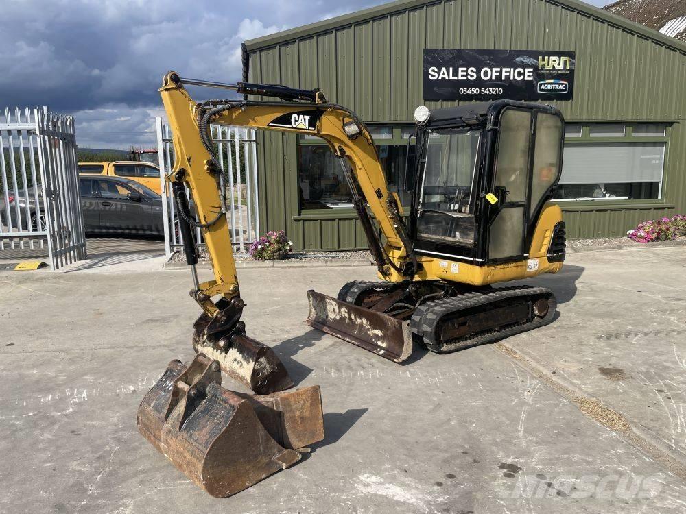 CAT 302.5 Minikaivukoneet < 7t