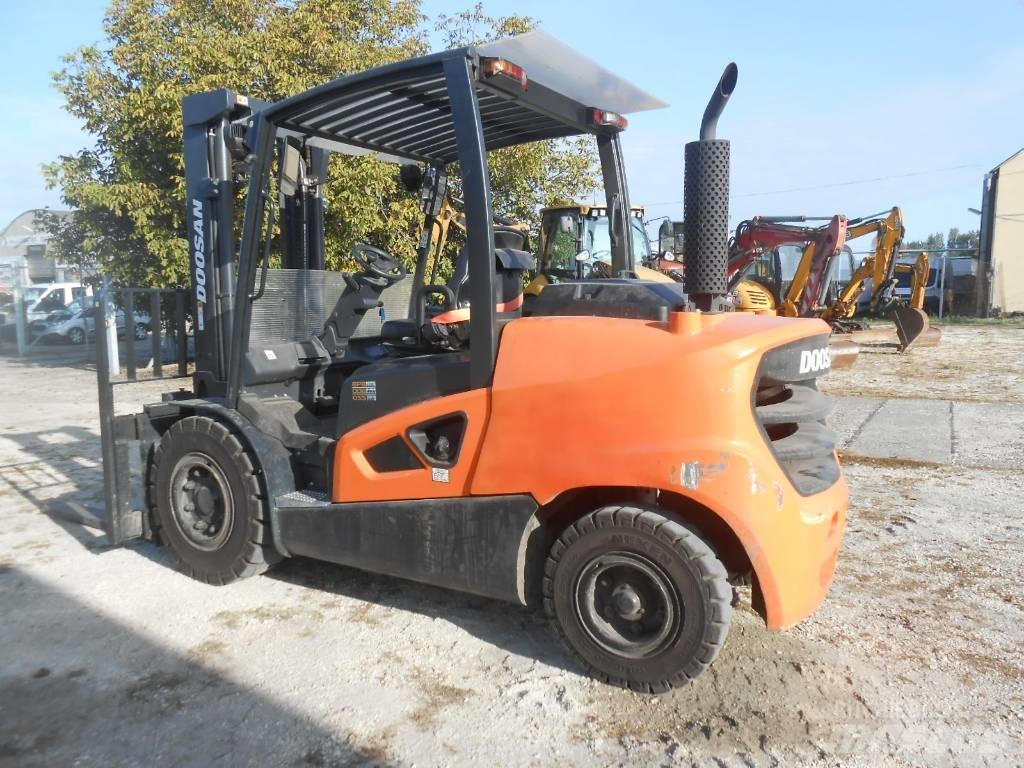 Doosan D50SC-09 Dieseltrukit
