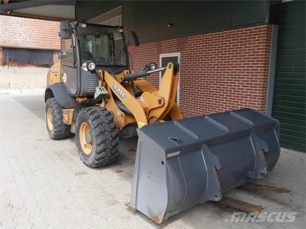 Case IH 321 F Pyöräkuormaajat