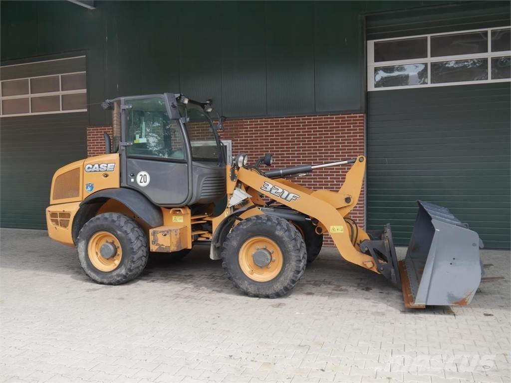 Case IH 321 F Pyöräkuormaajat