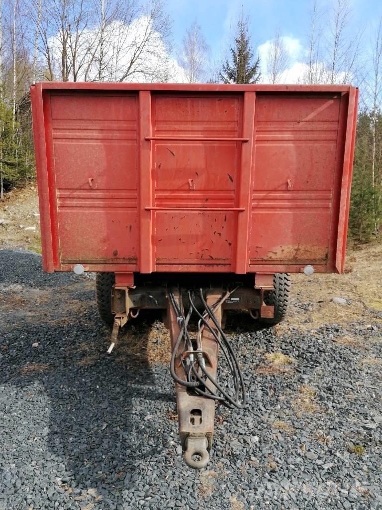 Tempo 12T Yleisperävaunut