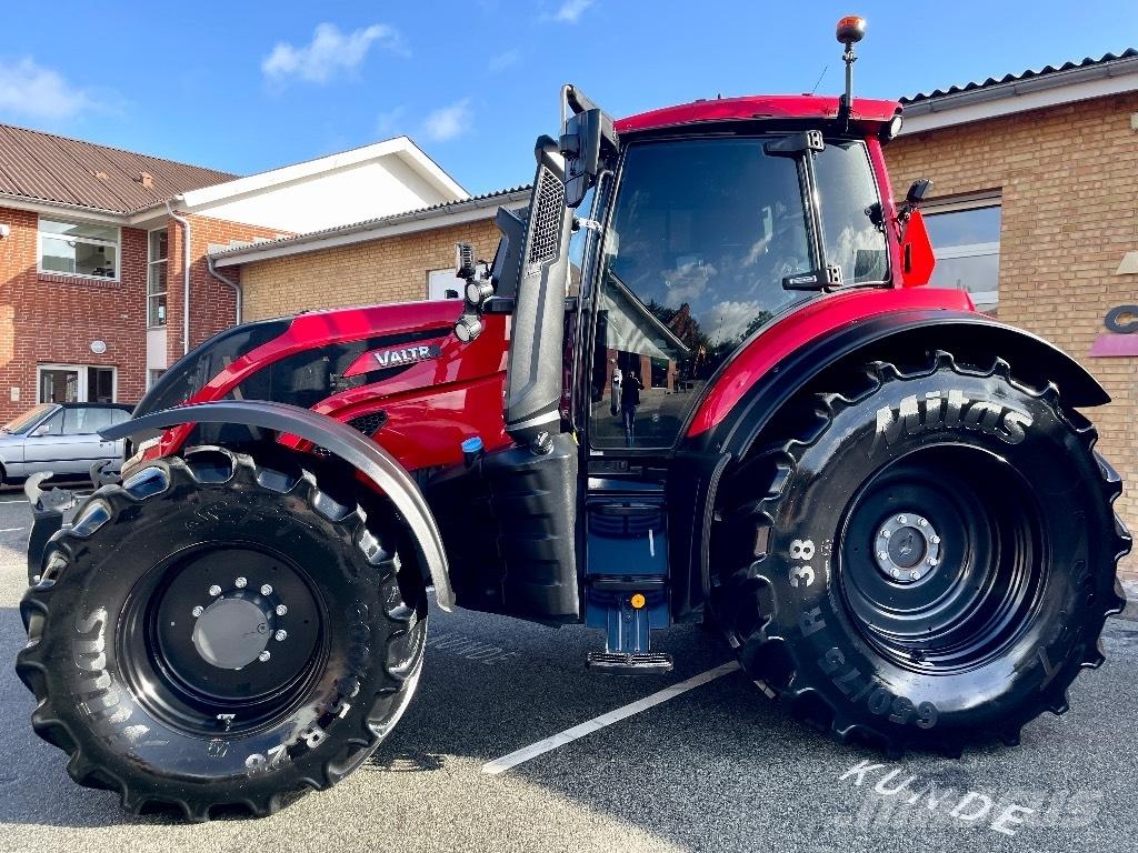Valtra T235 S Traktorit