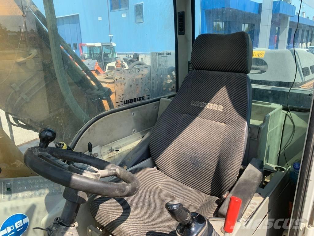 Liebherr A 900 C Pyöräkaivukoneet