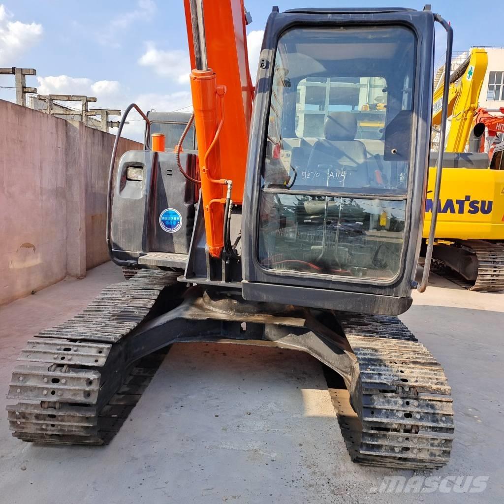 Hitachi ZX 70 Midikaivukoneet 7t - 12t