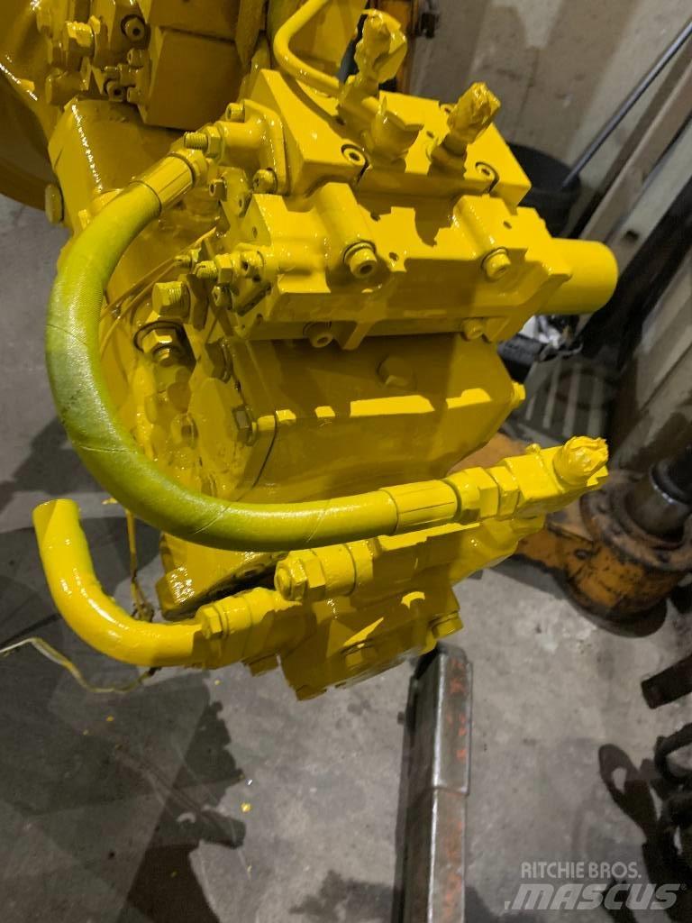 Komatsu PC240-3 Hydrauliikka