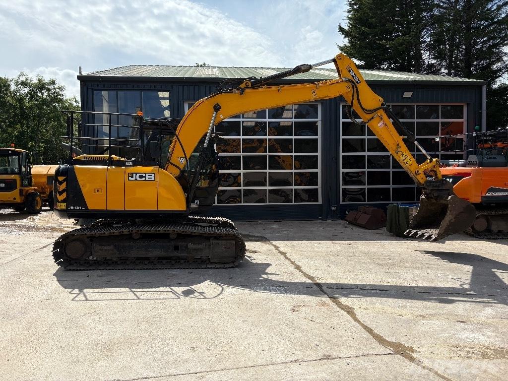 JCB JS 131 Telakaivukoneet