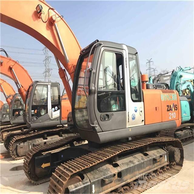 Hitachi zx210 Telakaivukoneet