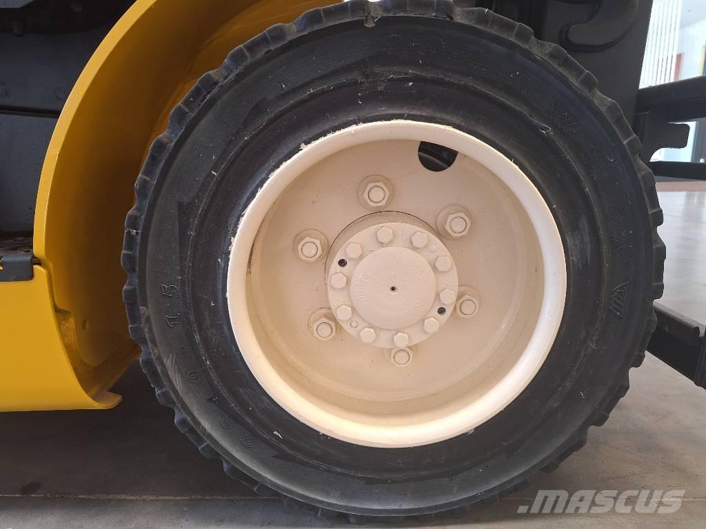 Yale GDP 25 VX Dieseltrukit