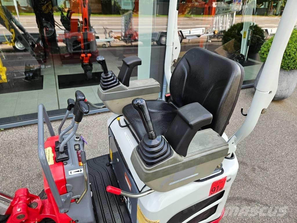 Takeuchi TB 210 Minikaivukoneet < 7t