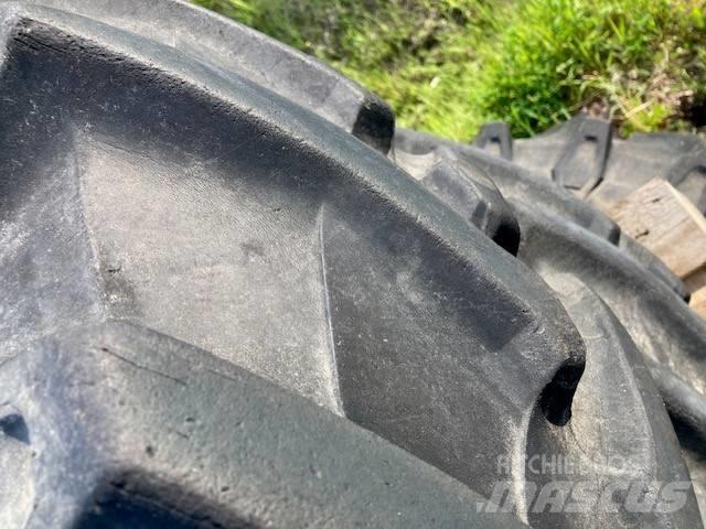 Trelleborg 440/65R24 Renkaat ja vanteet