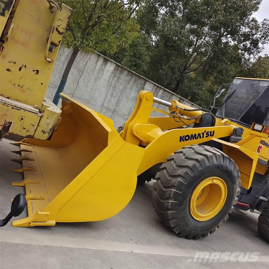 Komatsu WA380-3 Pyöräkuormaajat