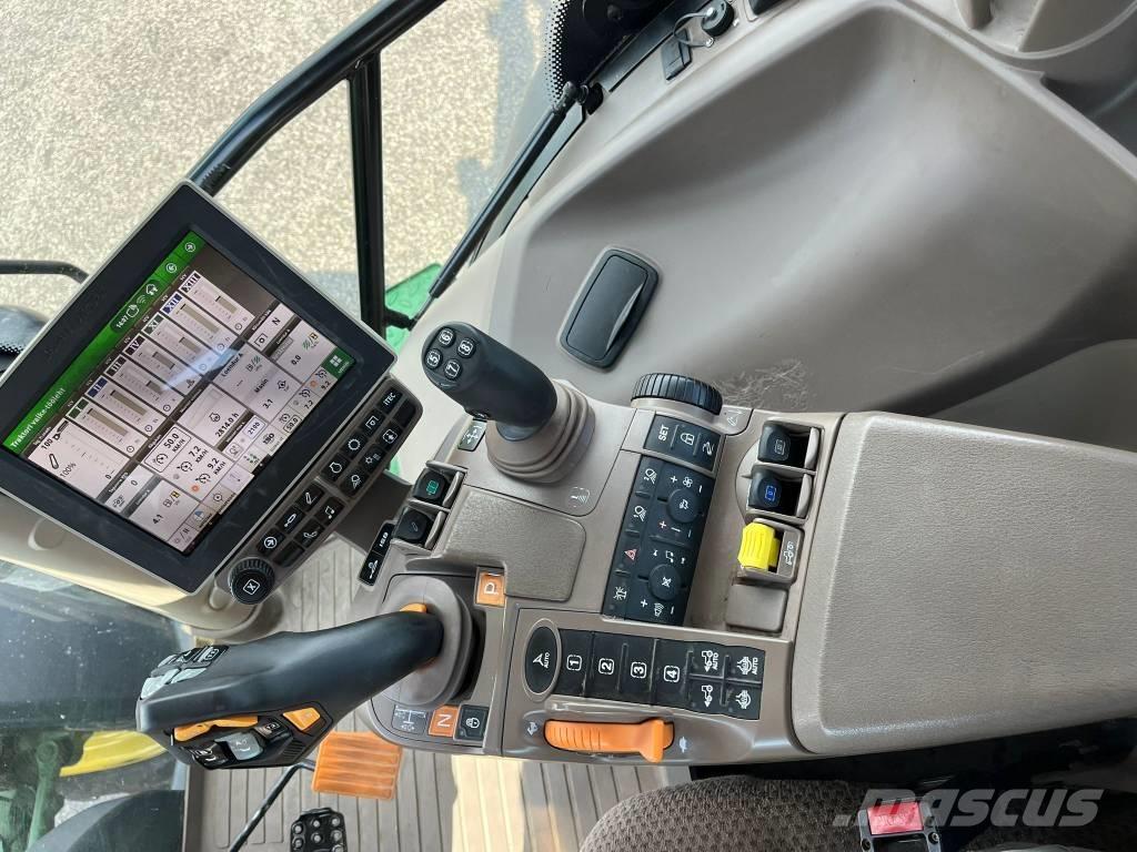 John Deere 6230 R Traktorit