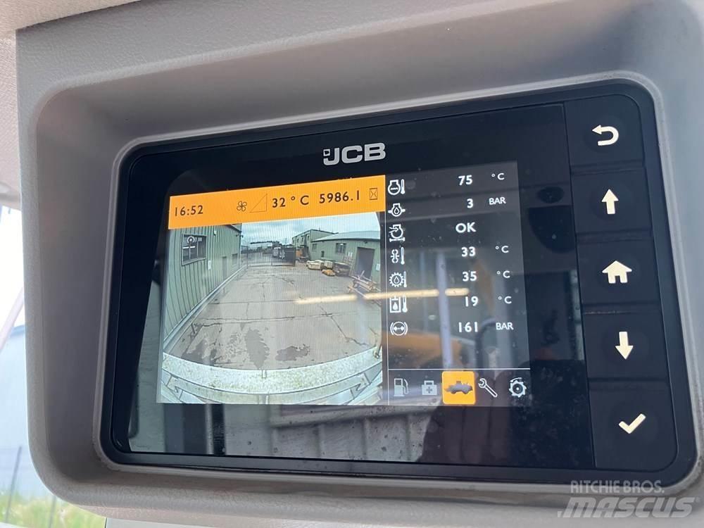JCB 437 Pyöräkuormaajat