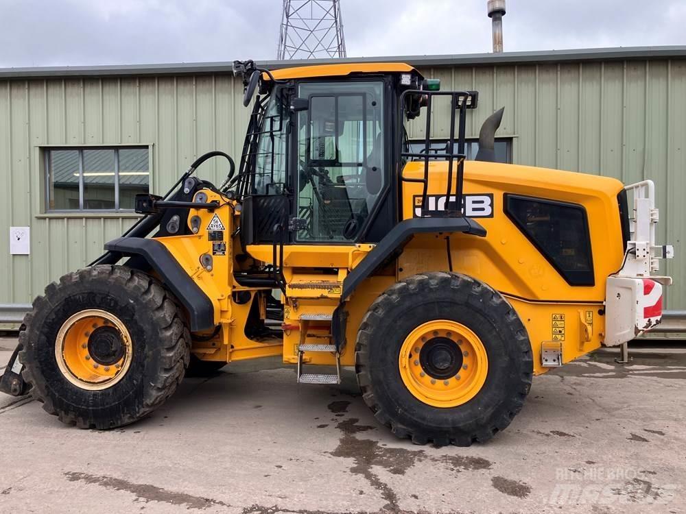 JCB 437 Pyöräkuormaajat