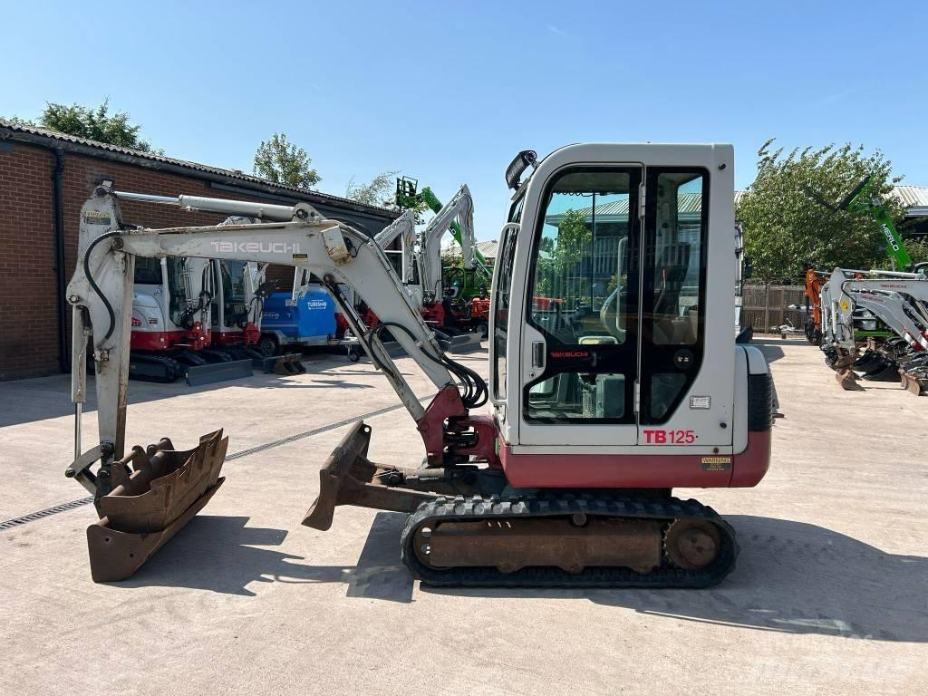 Takeuchi TB 125 Minikaivukoneet < 7t
