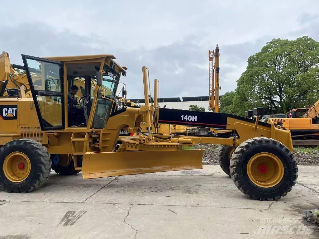 CAT 140 H Tiehöylät