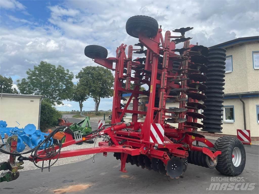 Horsch Joker 10RT Kiekkomultaimet ja lautasäkeet