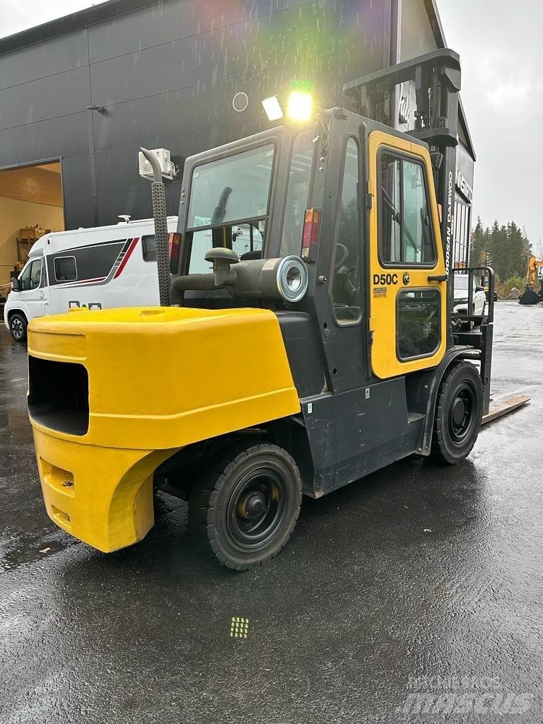 Doosan Daewoo D50-C2 Dieseltrukit