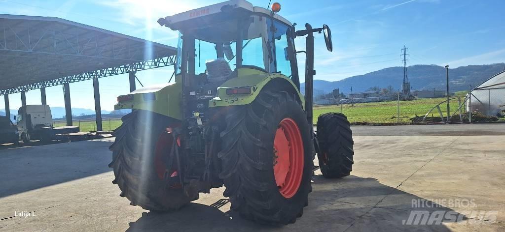 CLAAS ARES 696 Traktorit