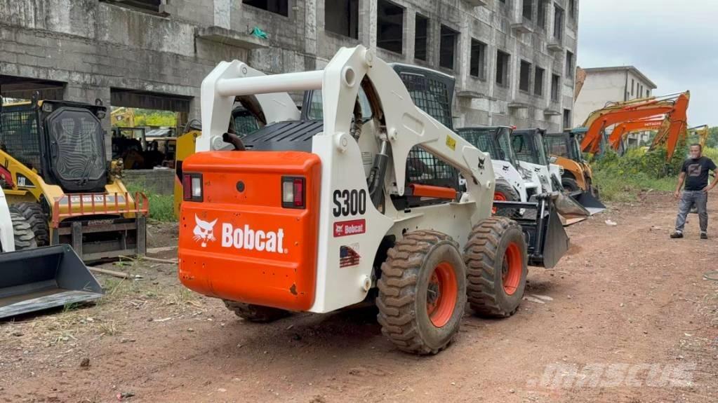 Bobcat S 300 Liukuohjatut kuormaajat