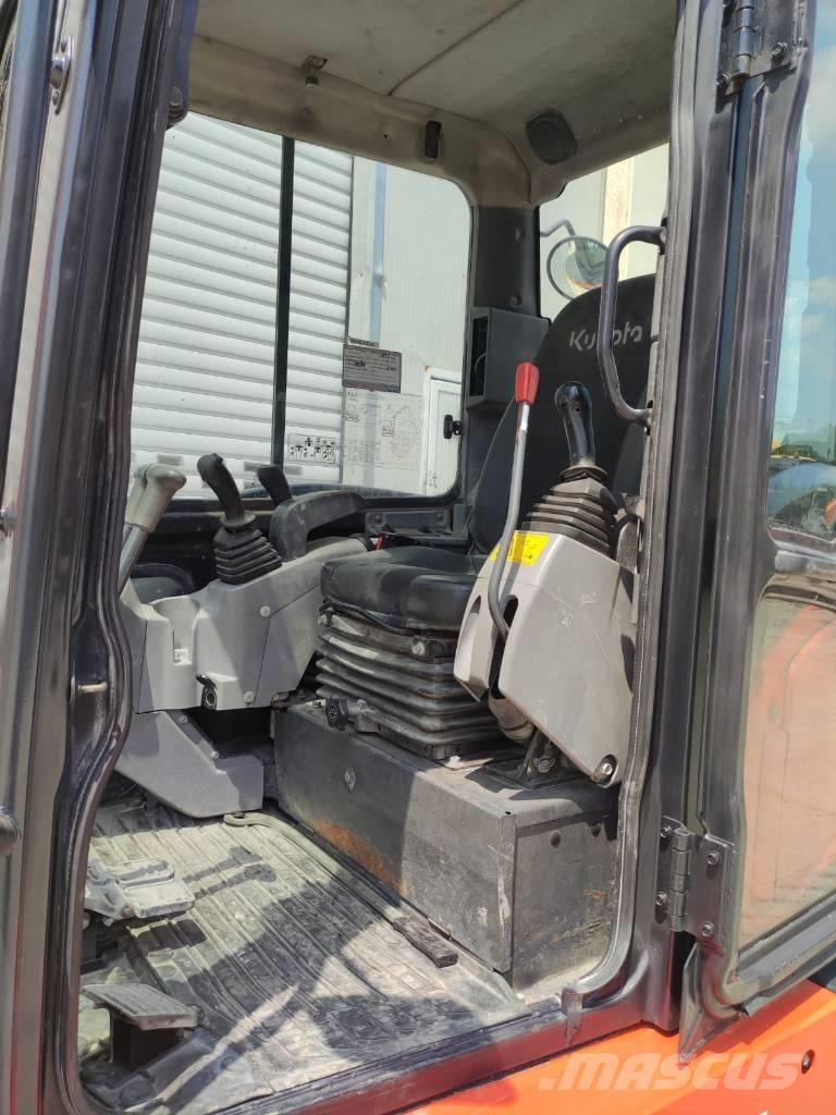 Kubota KX 057-4 Minikaivukoneet < 7t