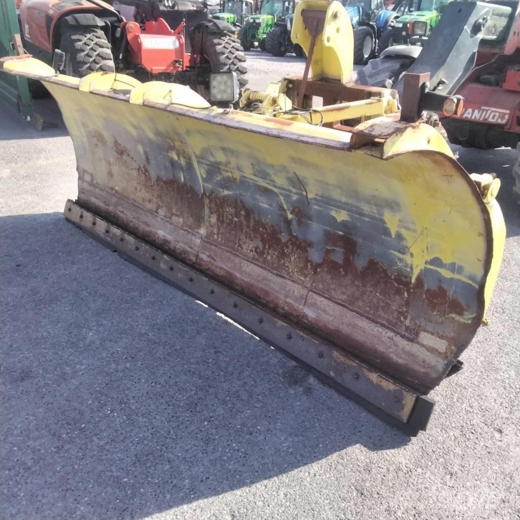 NC LAME ENSILAGE Muut heinä- ja tuorerehukoneet