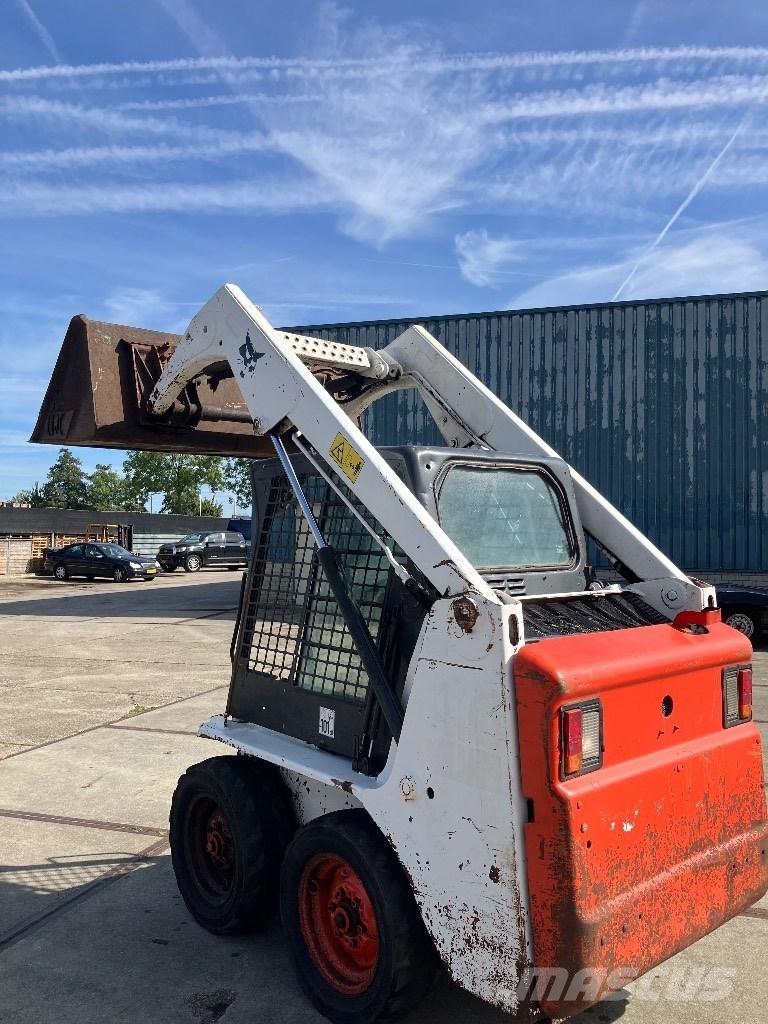 Bobcat S 100 Liukuohjatut kuormaajat