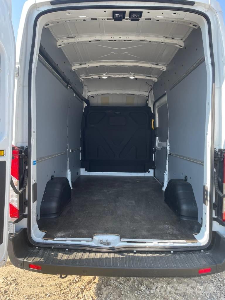 Ford Transit Pakettiautot
