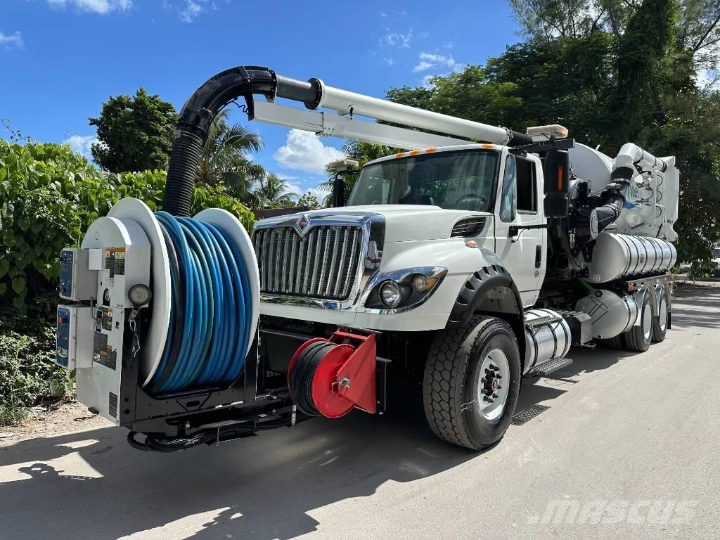 International 7600 Paine-/imuautot