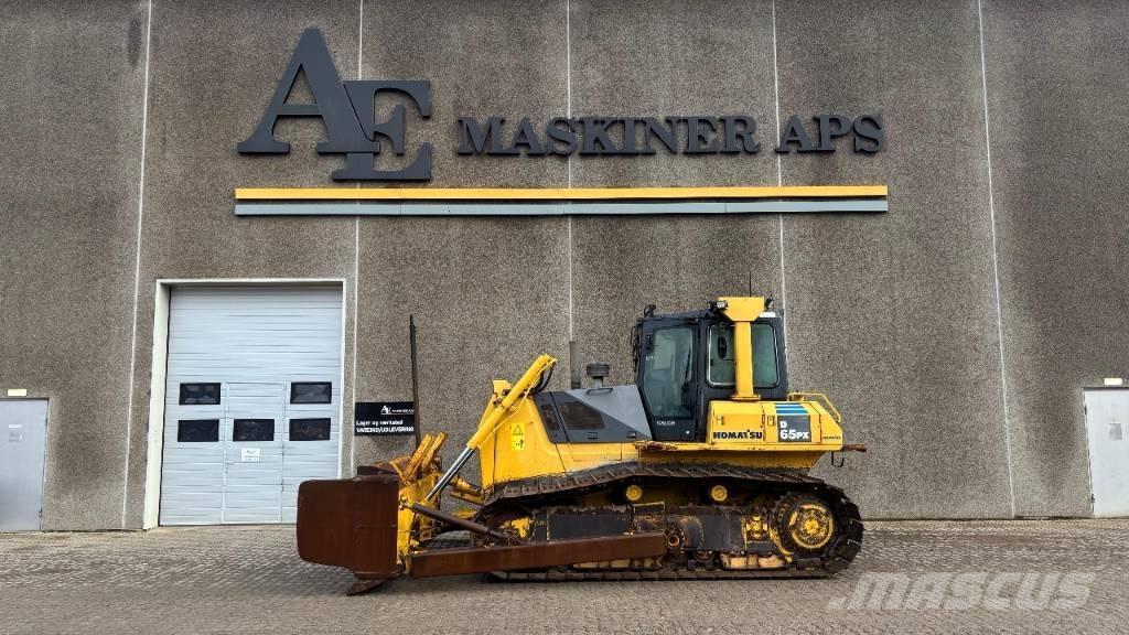 Komatsu D 65 PX-15 Telaketjupuskutraktorit