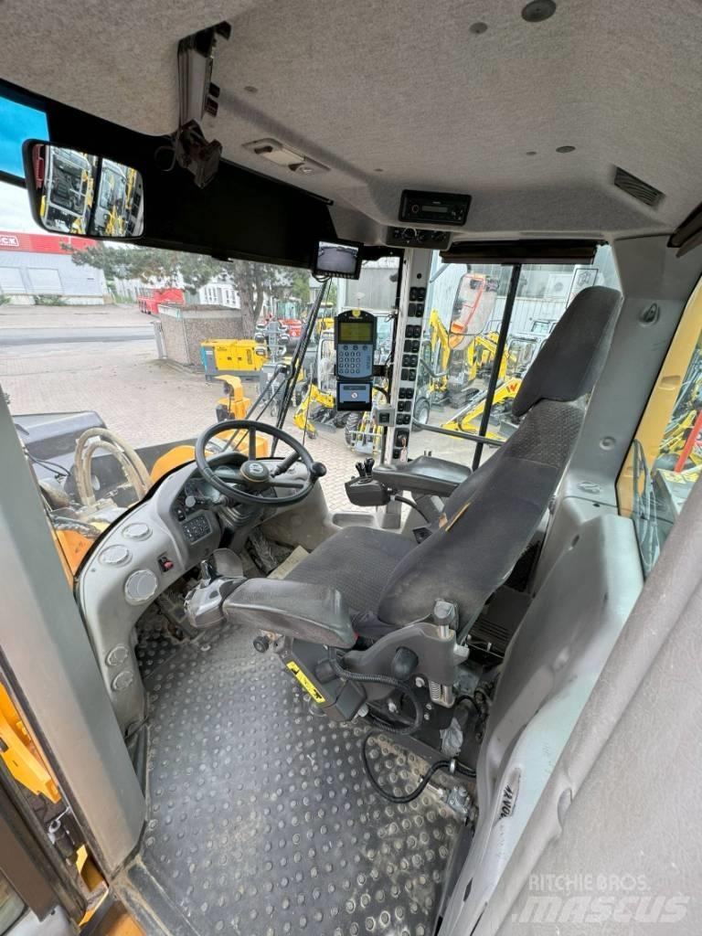 Volvo L150H Pyöräkuormaajat