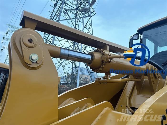 CAT 966H Pyöräkuormaajat