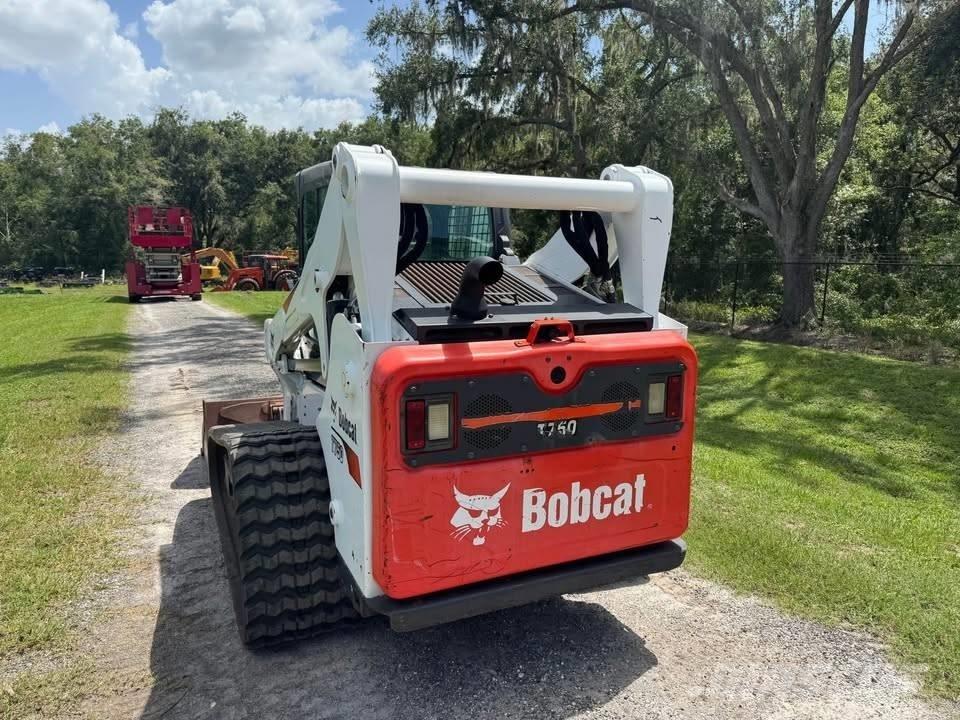 Bobcat T750 Liukuohjatut kuormaajat