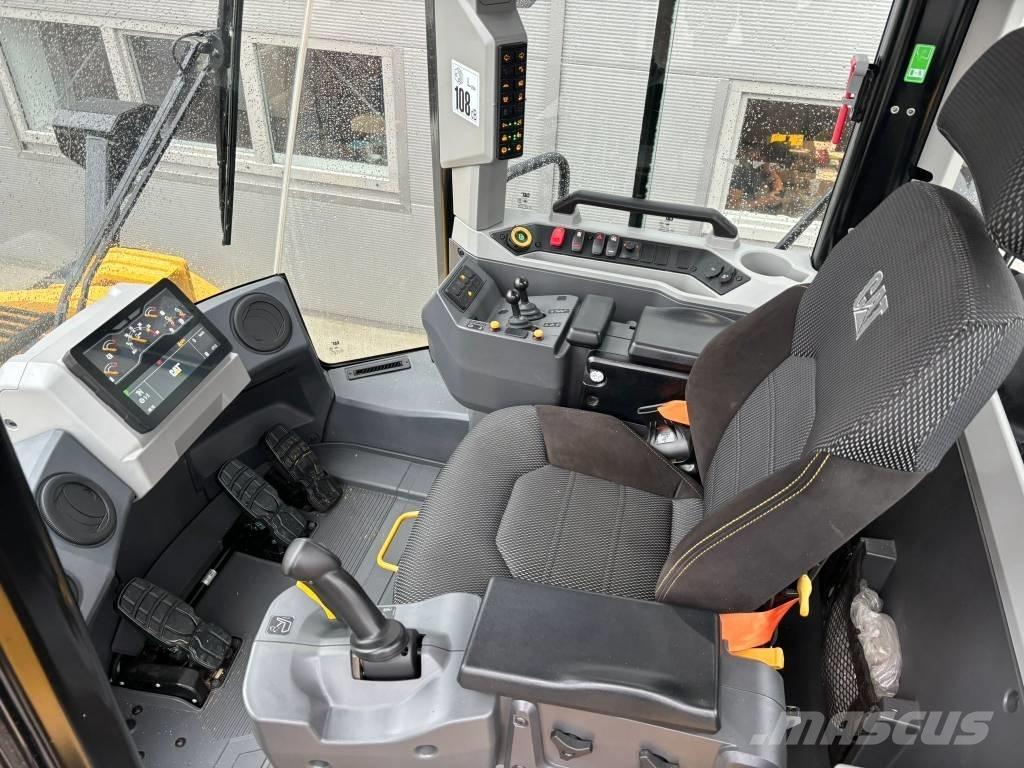 CAT 972 Pyöräkuormaajat