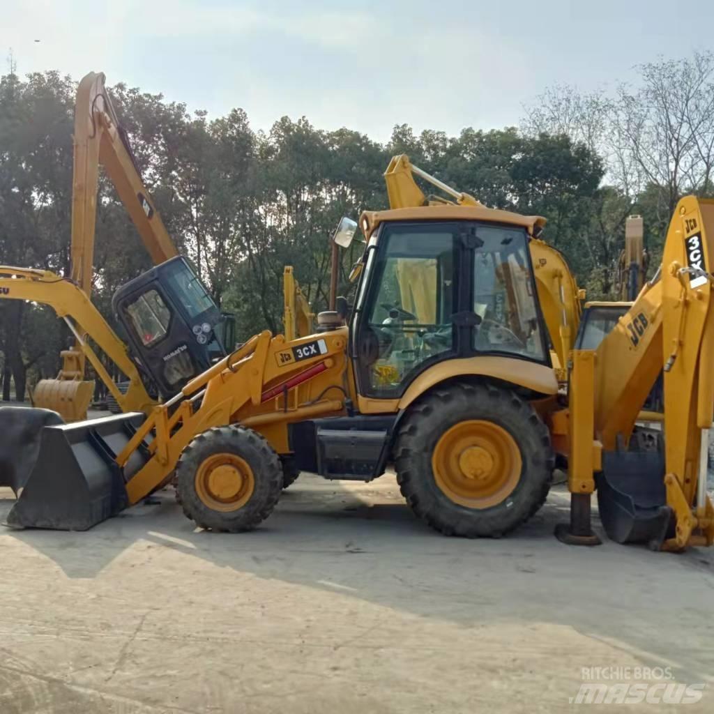 JCB 3CX Kaivurikuormaajat