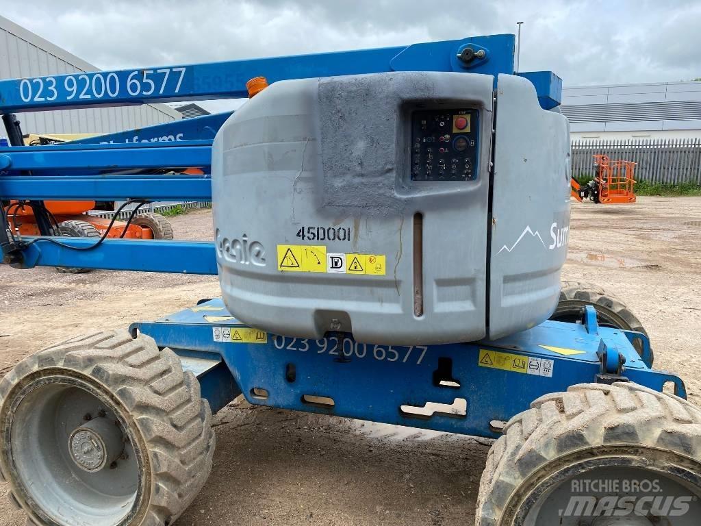 Genie Z 45/25 RT Kuukulkijat