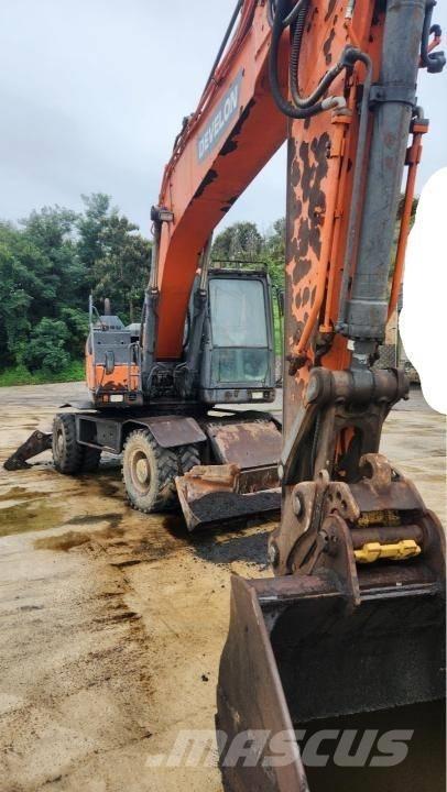 Doosan DX 210 W Pyöräkaivukoneet