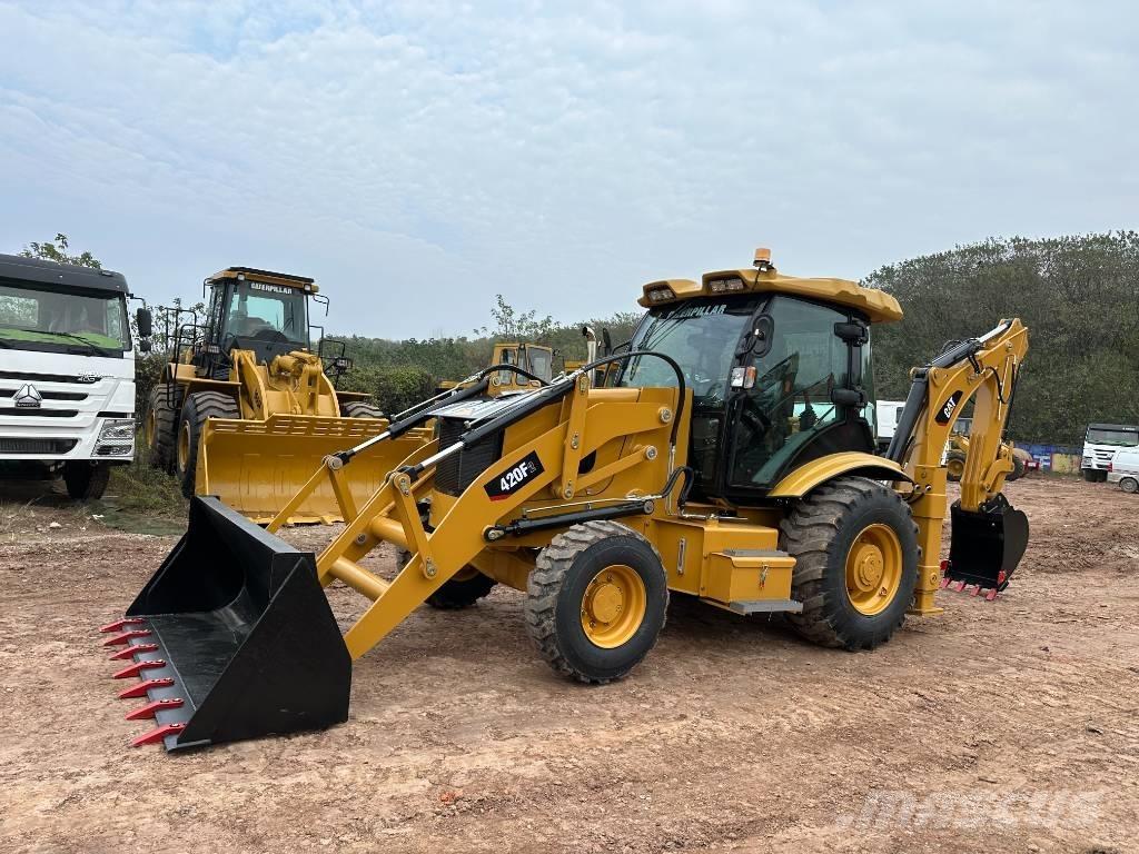 CAT 420 F2 Kaivurikuormaajat