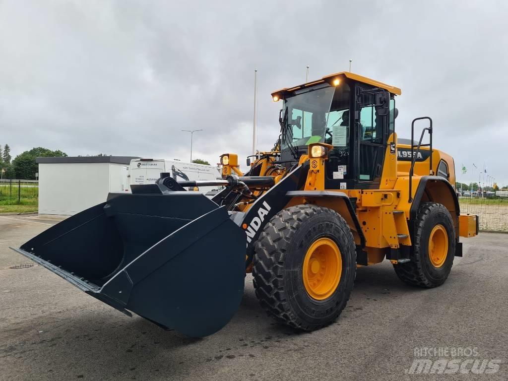 Hyundai HL955 A Pyöräkuormaajat