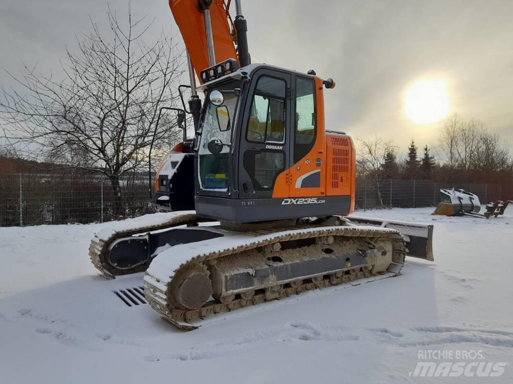 Develon DX 235 LCR-5 Telakaivukoneet
