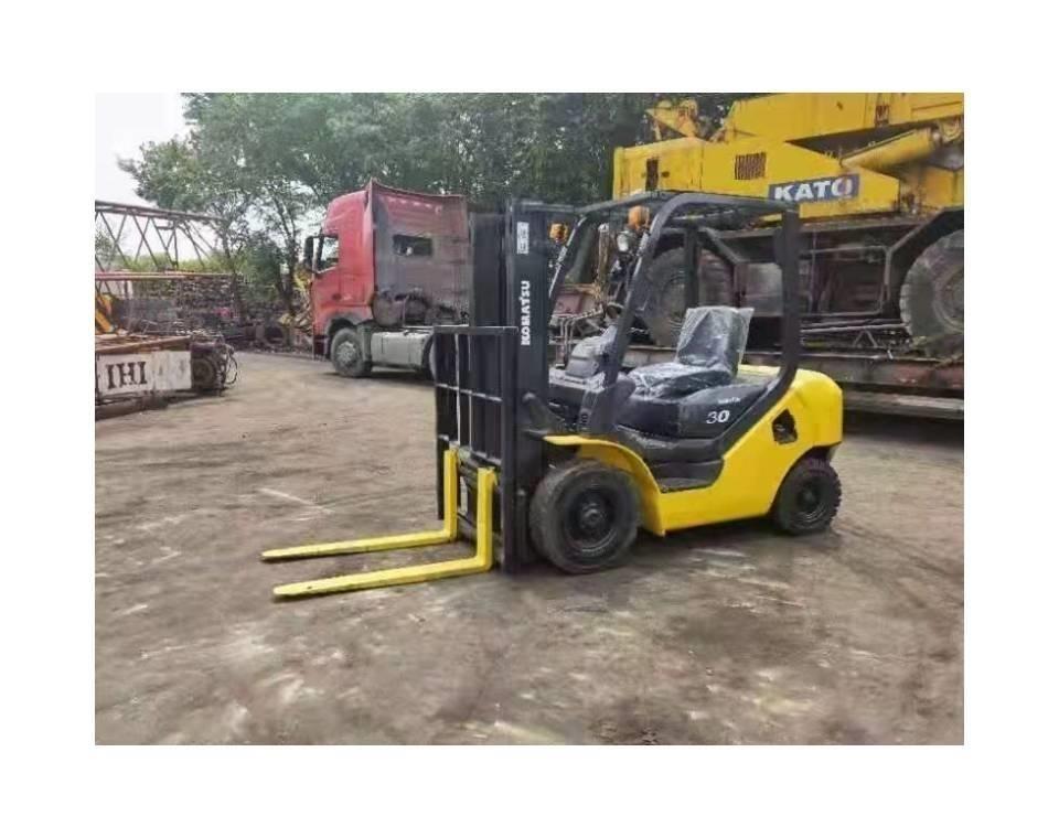 Komatsu 3Ton Dieseltrukit