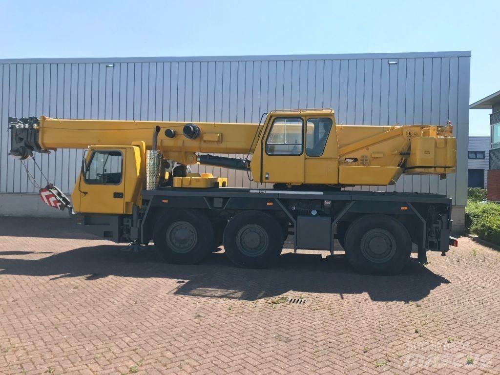 Grove GMK 3050 Mobiilinosturit