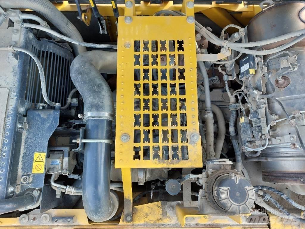 Komatsu HB365LC-3 Telakaivukoneet